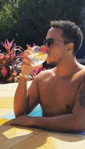 WhatsApp Image 2024-10-31 at 11.48.09 (2)